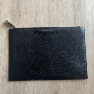 Givenchy Pouch/Clutch